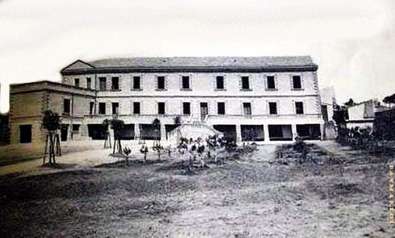 Gambetta- Institution Mouterde - 14.jpg